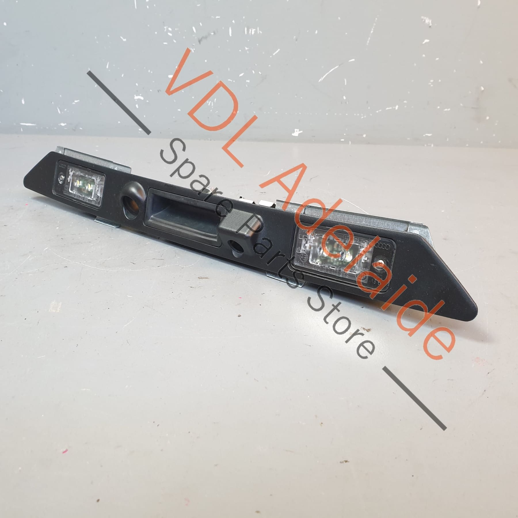 4E0827574M    Audi A3 A5 A8 Tailgate Boot Trunk Opening Switch Handle 4E0827574M