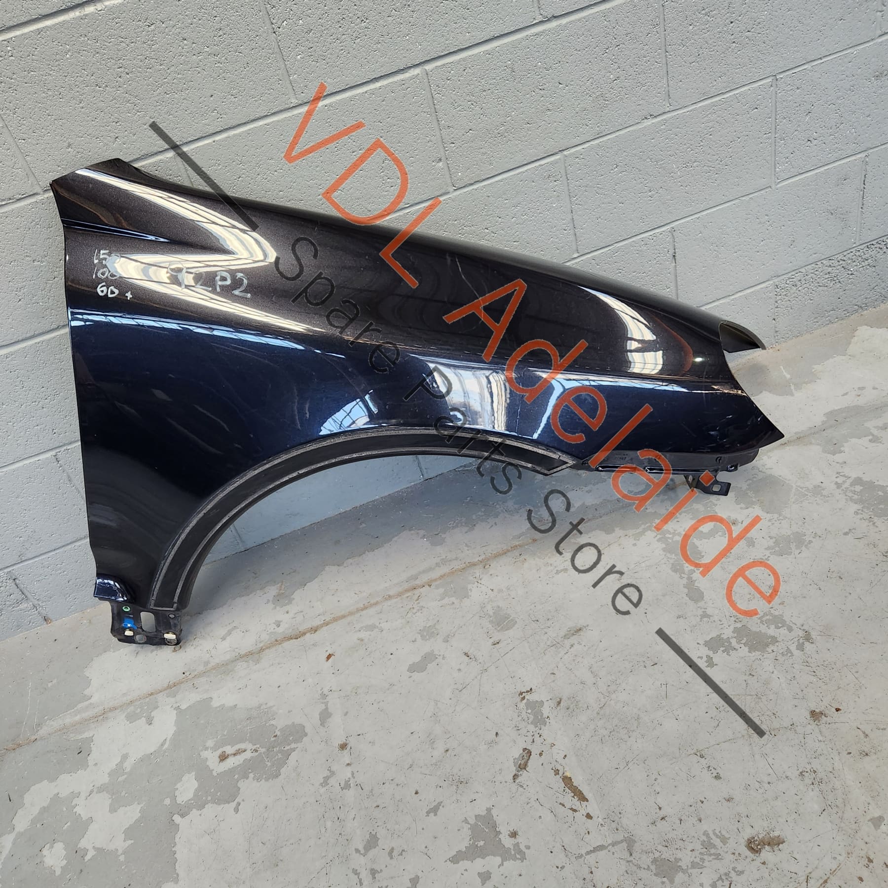 95550303202    Porsche Cayenne Front Fender Wing Mudguard Right 2002-2010 95550303202