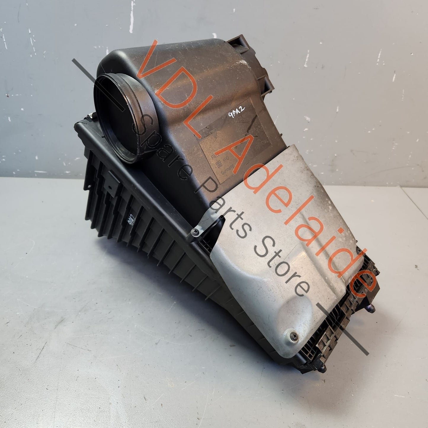 7L5128607E 95511002100   Porsche Cayenne 9PA Left Side Air Filter Box 7L5128607E 95511002100