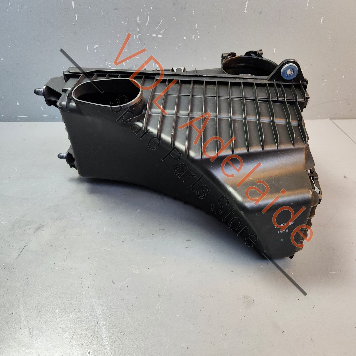 7L5128607E 95511002100   Porsche Cayenne 9PA Left Side Air Filter Box 7L5128607E 95511002100