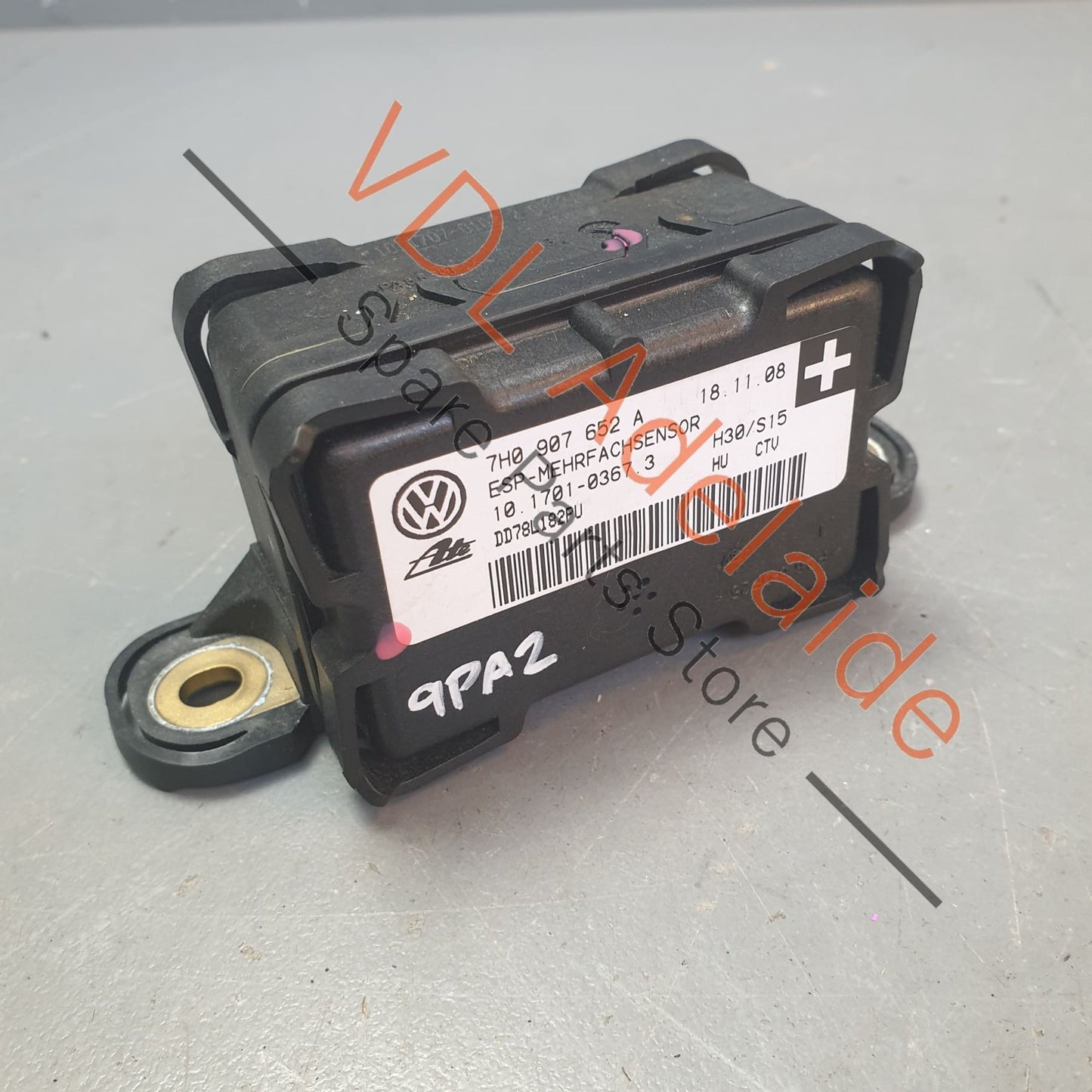 7H0907652A    Porsche Cayenne 9PA 955 957 YAW Rate Sensor ESP 7H0907652A