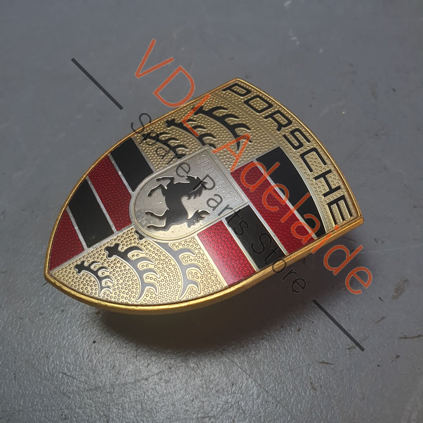 95555960002 95555960000 95555960001  Porsche Cayenne Front Bonnet Badge Crest Embelem 95555960002