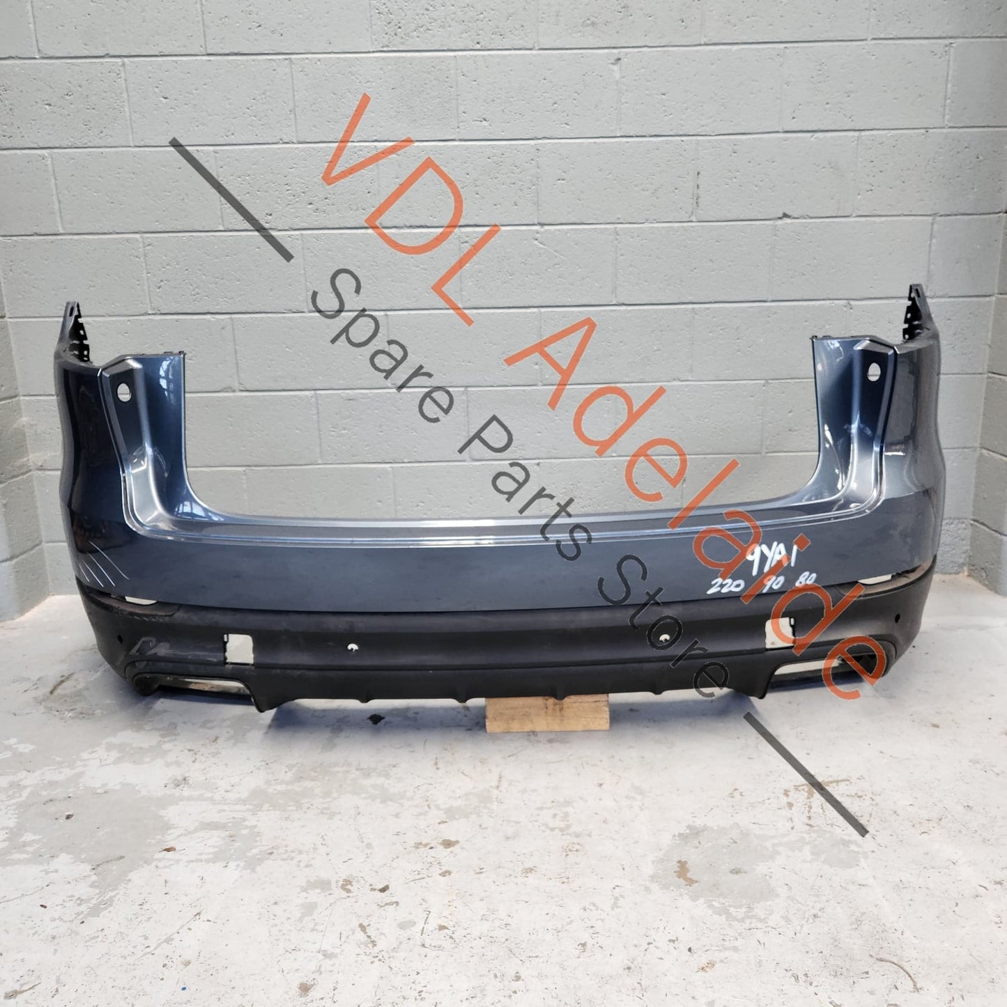 9Y0807417G2X 9Y0807834ALOK1 9Y0807417DG2X Porsche Cayenne 9Y Rear Bumper Bar w lower spoiler Biscay Blue