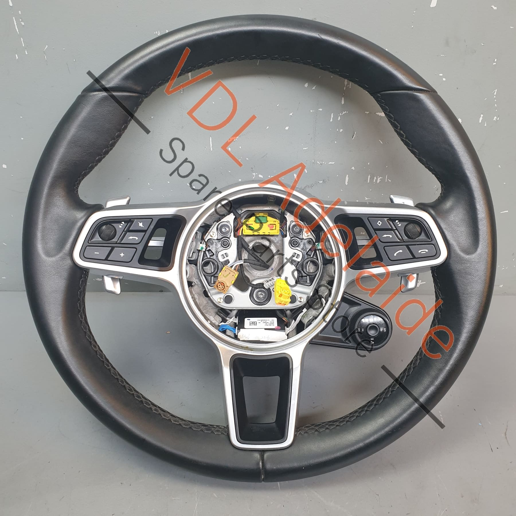 9Y0419091KEA34 95B419732BGT8 971919680B6N3 Porsche Cayenne 9Y Complete Genuine OEM Sport Chrono Equipped Steering Wheel w Shift Paddles