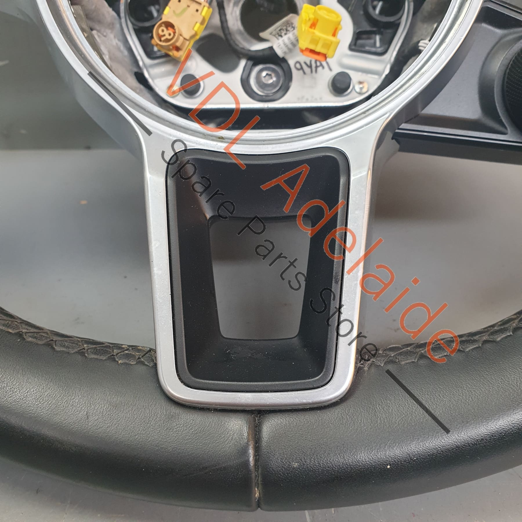 9Y0419091KEA34 95B419732BGT8 971919680B6N3 Porsche Cayenne 9Y Complete Genuine OEM Sport Chrono Equipped Steering Wheel w Shift Paddles