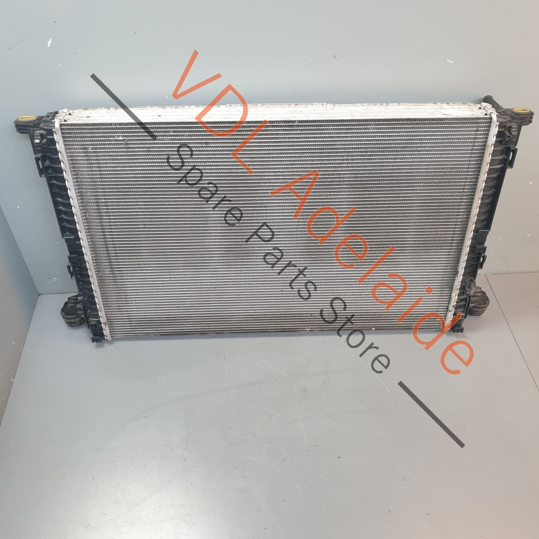 95812125110 4N0121251C  Porsche Cayenne E3 9YA 9YB Radiator for Coolant 95812125110