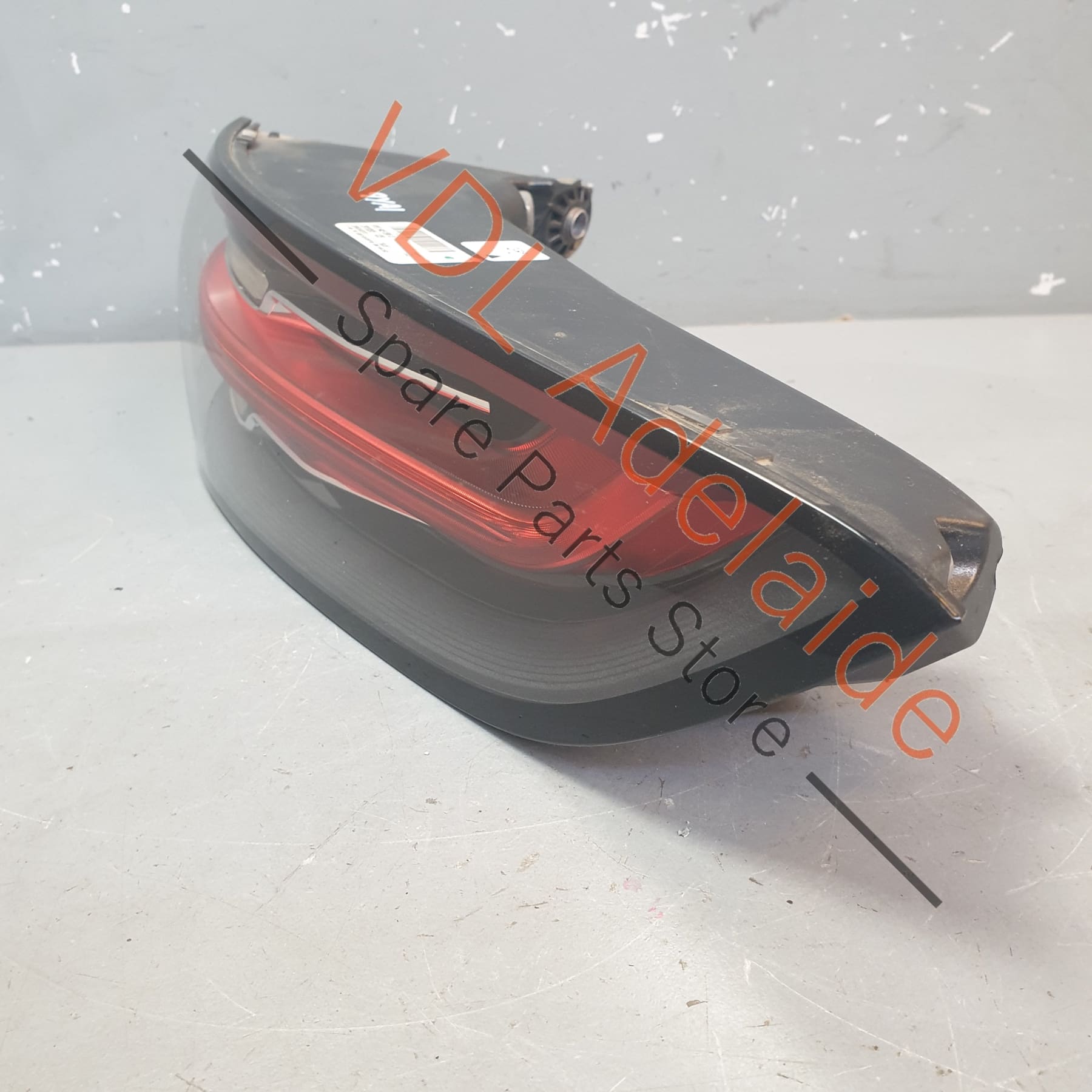 9Y0945096M 9Y0945096D  Porsche Cayenne E3 9YA 9YB LED Rear Right Brake Tail Light 9Y0945096D 9Y0945096M