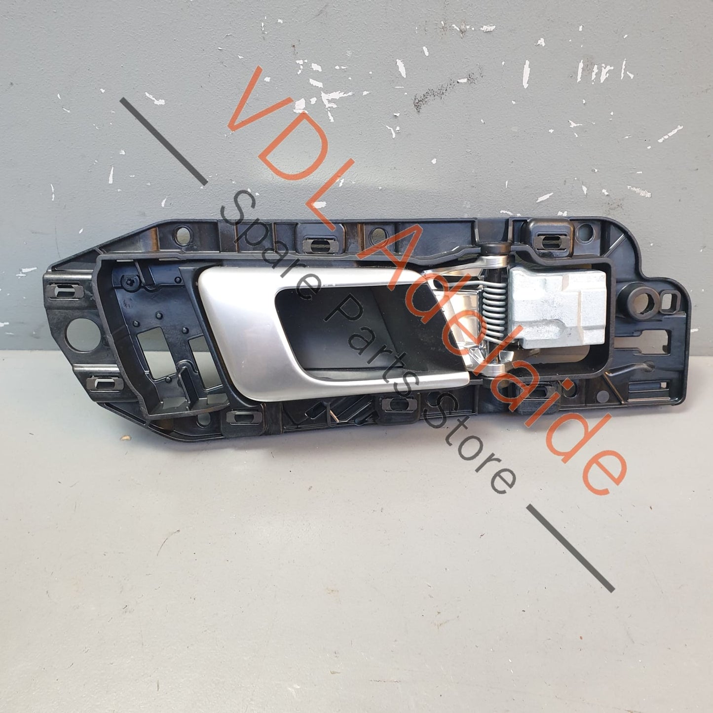 9Y0837020A 9Y0837020CZO  Porsche Cayenne E3 9YA 9YB Right Door Opening Handle Interior Silver Chrome Aluminium 9Y0837020 CZO