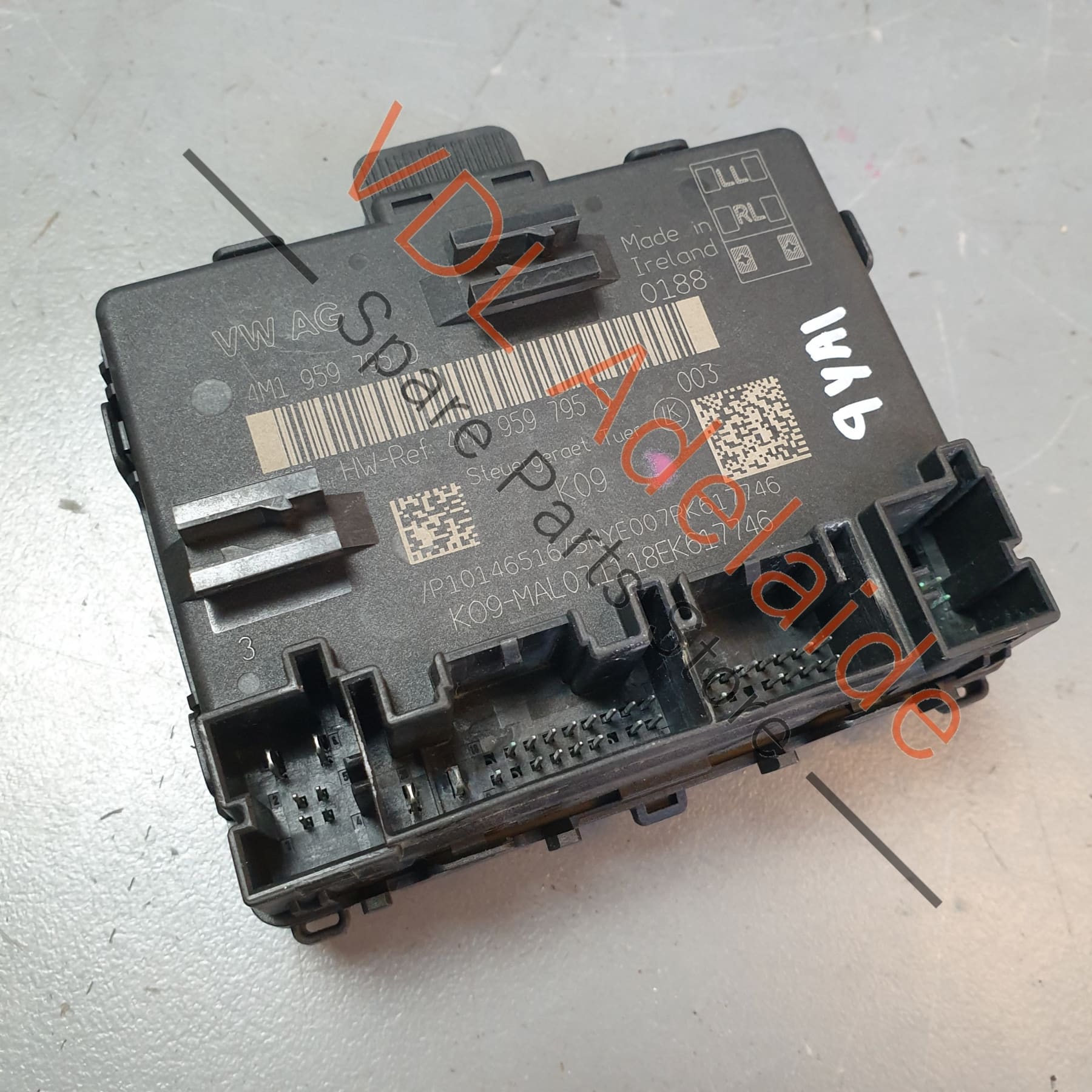 PAB95979512 4M1959795D PAB95979511  Porsche Cayenne E3 9YA 9YB Door Control Unit Rear Left or Right Side PAB95979511 PAB95979512 4M1959795D