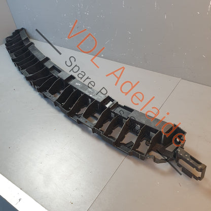 
9Y0807863    Porsche Cayenne E3 Rear Bumper Centre Middle Securing Strip Bracket 9Y0807863