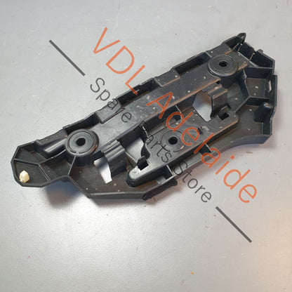 9Y0807406C 9Y0807406 9Y0807406B  Porsche Cayenne E3 Rear Bumper Right Side Corner Securing Strip Bracket 9Y0807406C