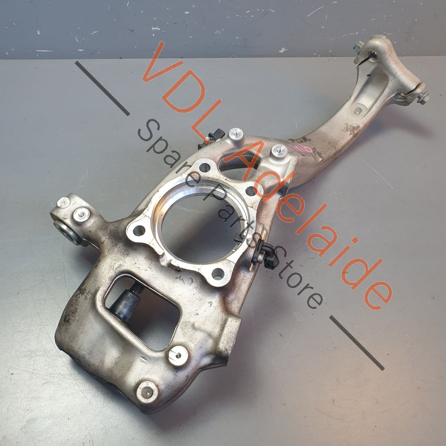 958407253 9Y0407245 9Y0407253A  Porsche Cayenne E3 Front Left Suspension Wheel Bearing Carrier Hub Knuckle 958407253 9Y0407245 9Y0407253A