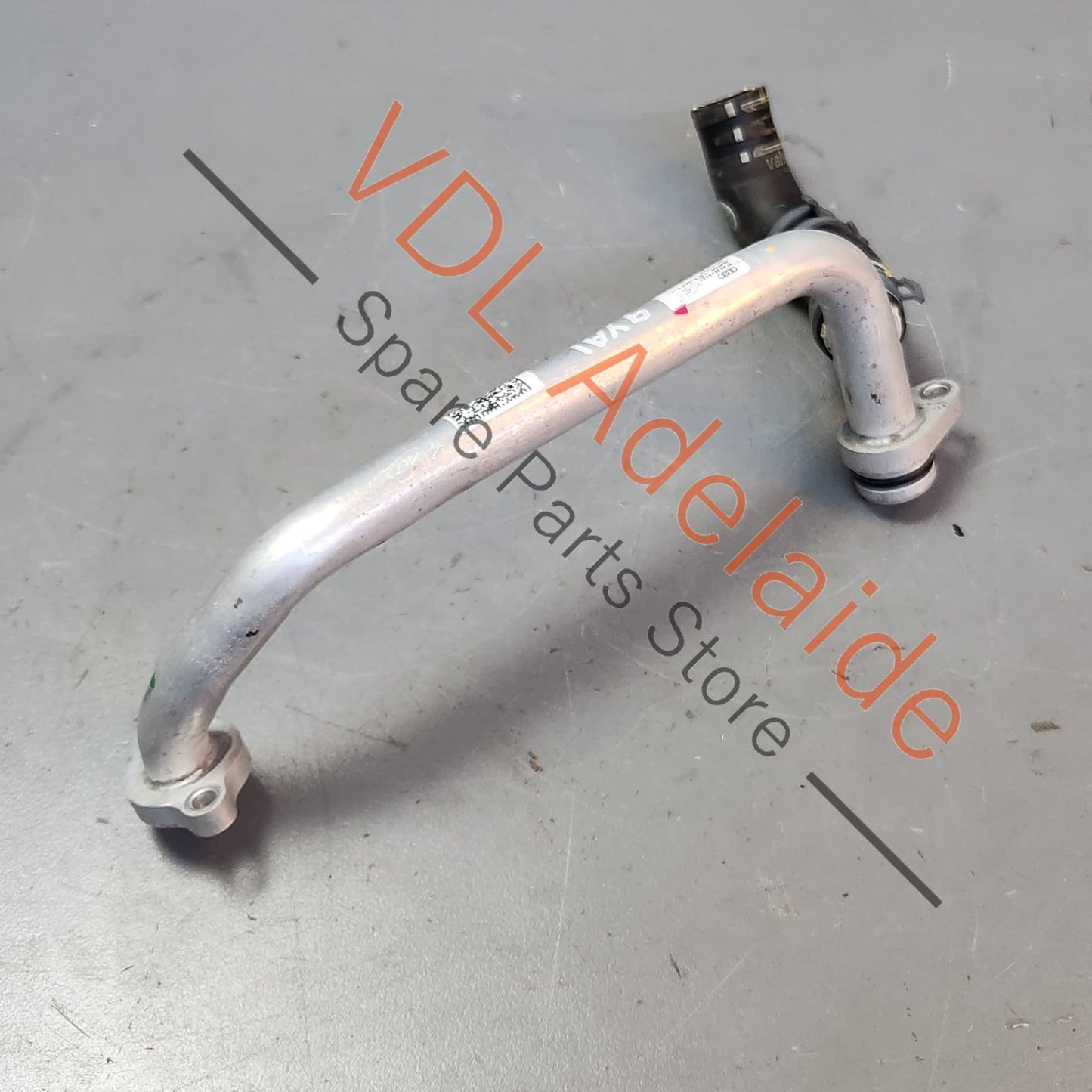 06M121071L    Porsche Cayenne E3 9YA 9YB Coolant Pipe Aluminium 06M121071L