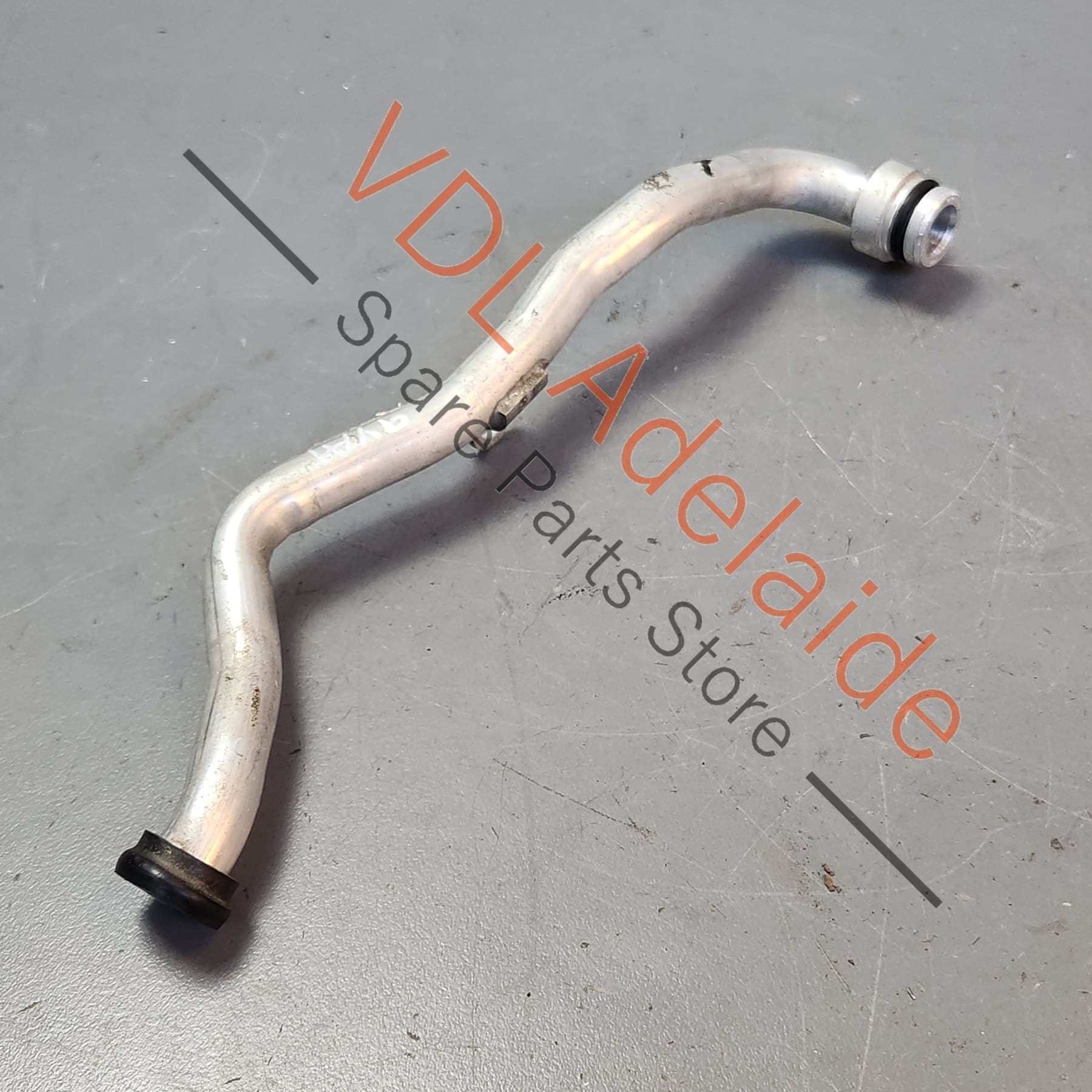 06M121083J    Porsche Cayenne E3 9YA 9YB Coolant Pipe Aluminium 06M121083J