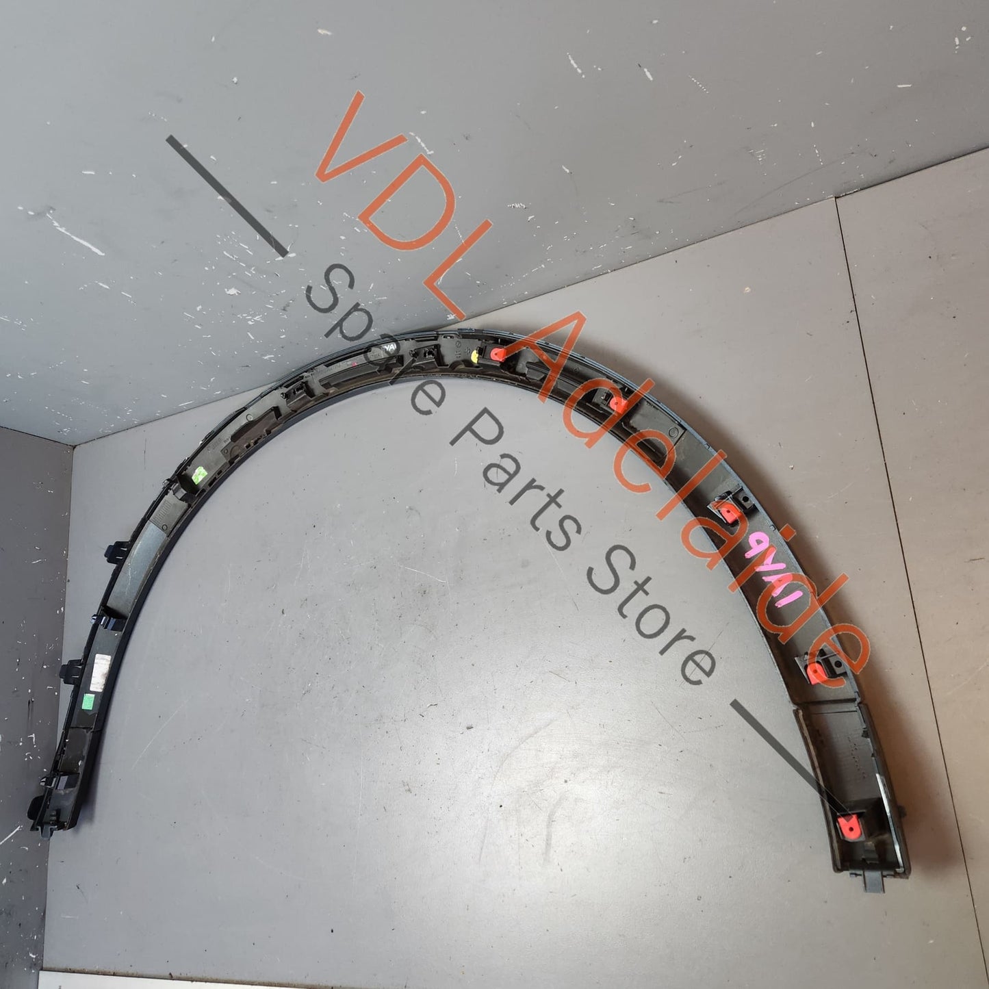 9Y0854731J 9Y0854731K  Porsche Cayenne E3 9Y Left Rear Wheel Arch Flare Trim Molding 9Y0854731J