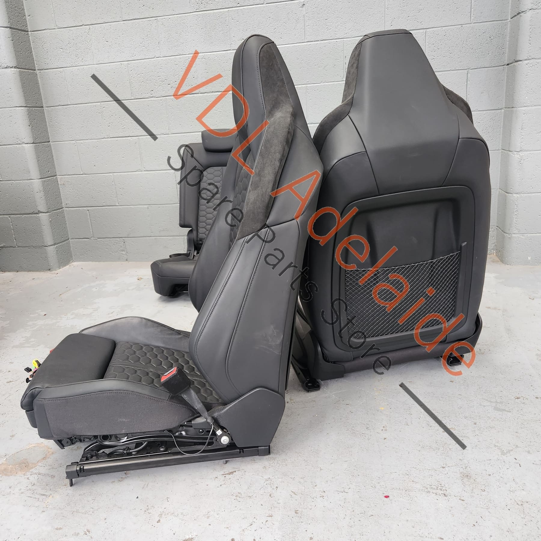     Audi RSQ3 Diamond Stitch Black Leather Seat Set Front & Rear