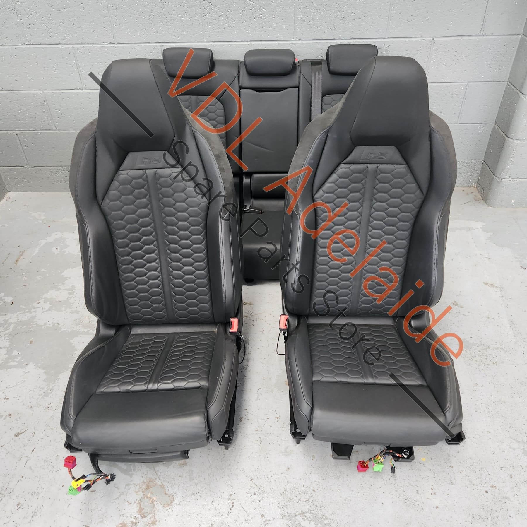     Audi RSQ3 Diamond Stitch Black Leather Seat Set Front & Rear