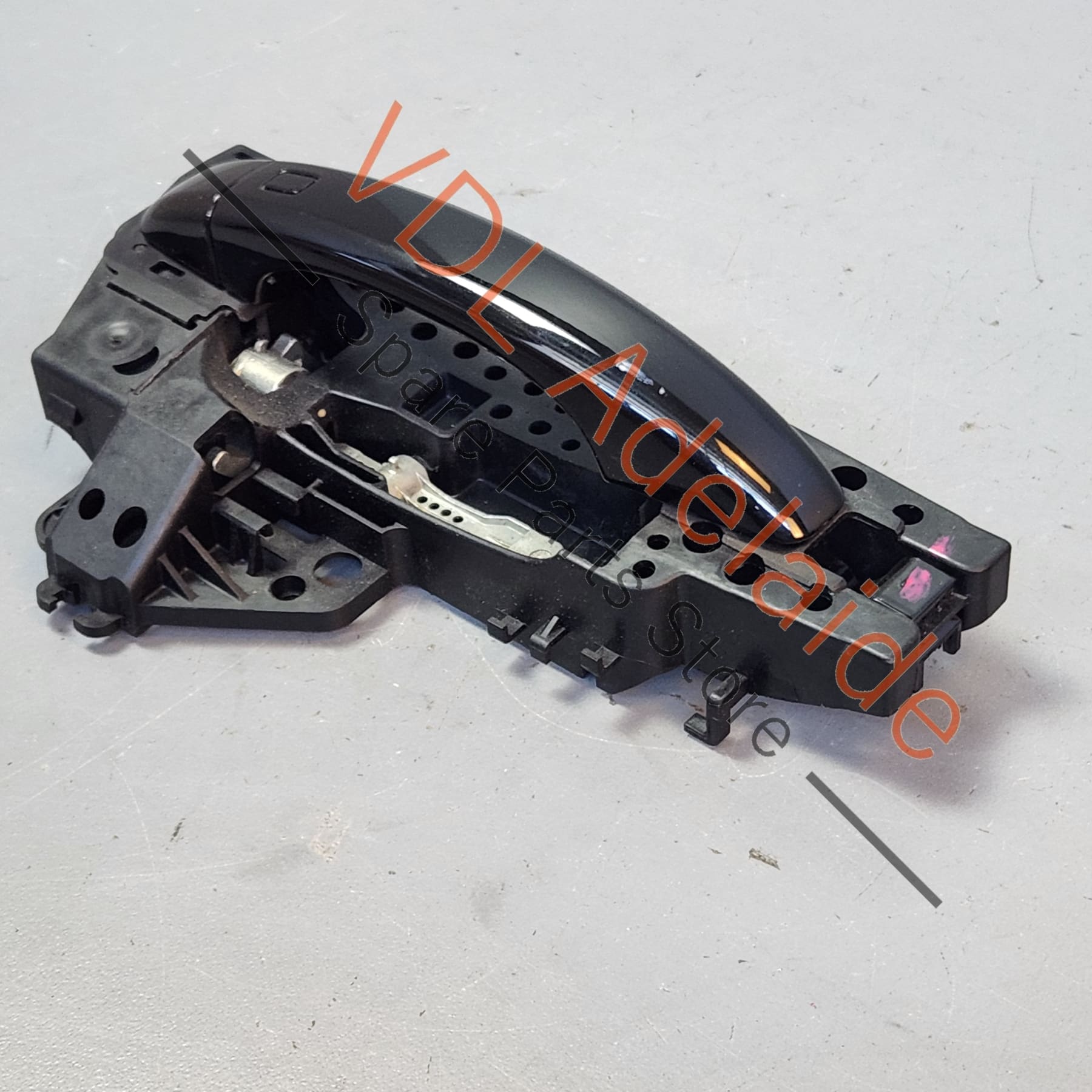 8T0837205A, 8T0837886B, 8K0839879, 8T02837886,  Audi A4 B8 Rear Right Exterior Door Handle Mythos Black LY9T 8T0837206A 8T08378865B 8K0839879