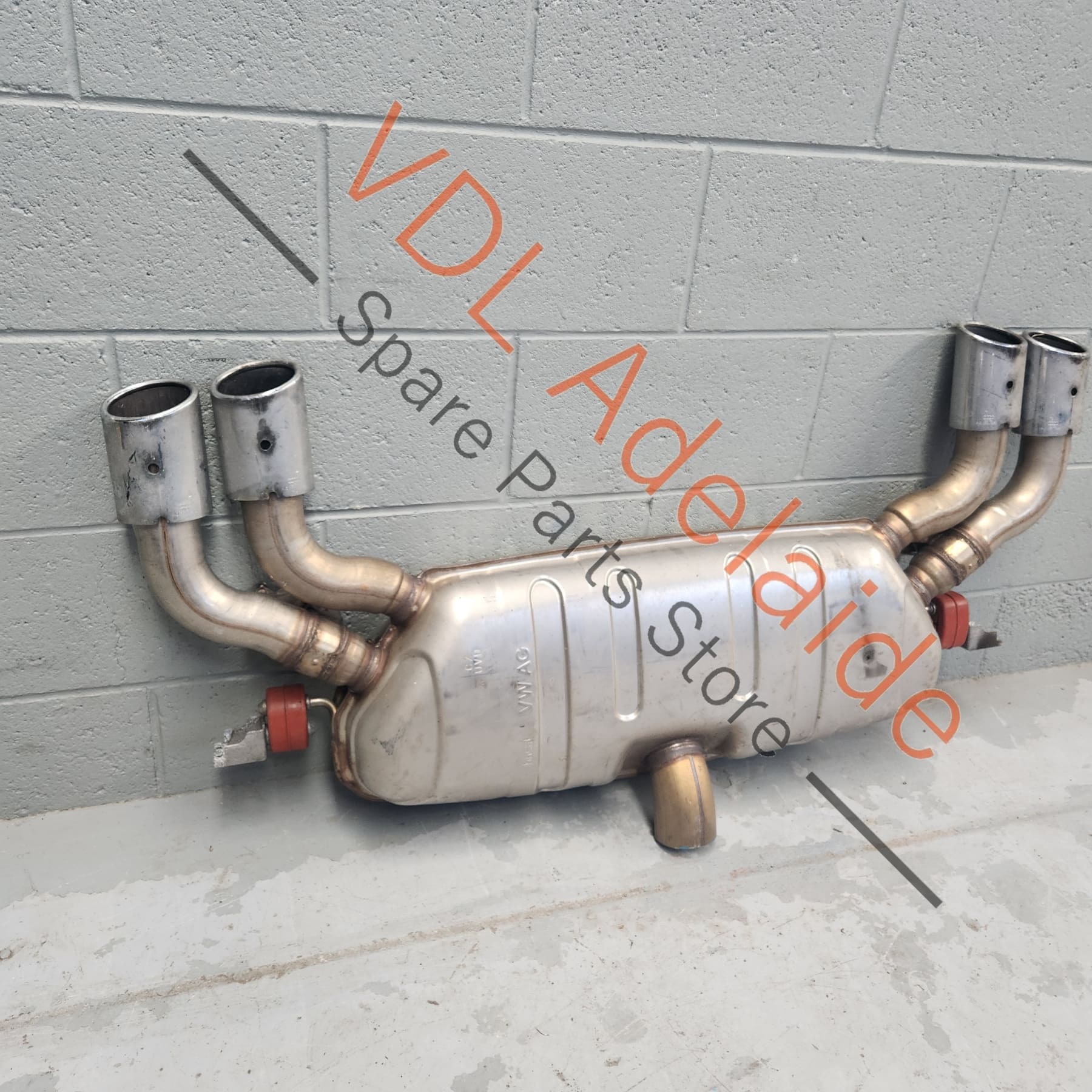 8V4253609AK    Audi S3 8V Exhaust Stock Standard Rear Silencer Muffler Box with Quad exhaust Outlets 8V4253609AK