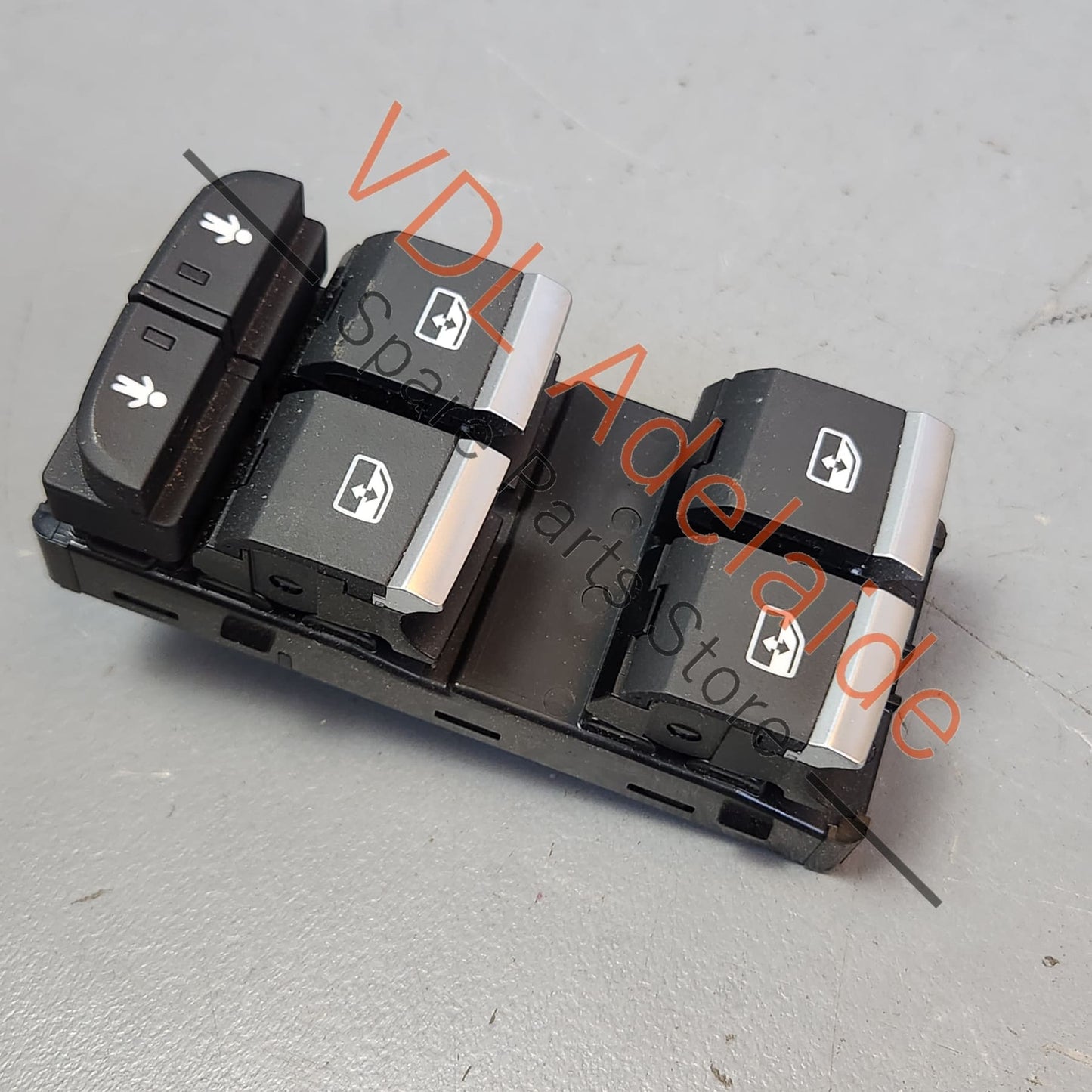 4M0959851B   Audi A4 S4 RS4 B9 Drivers Side Master Window Switch 4M0959851B 5PR