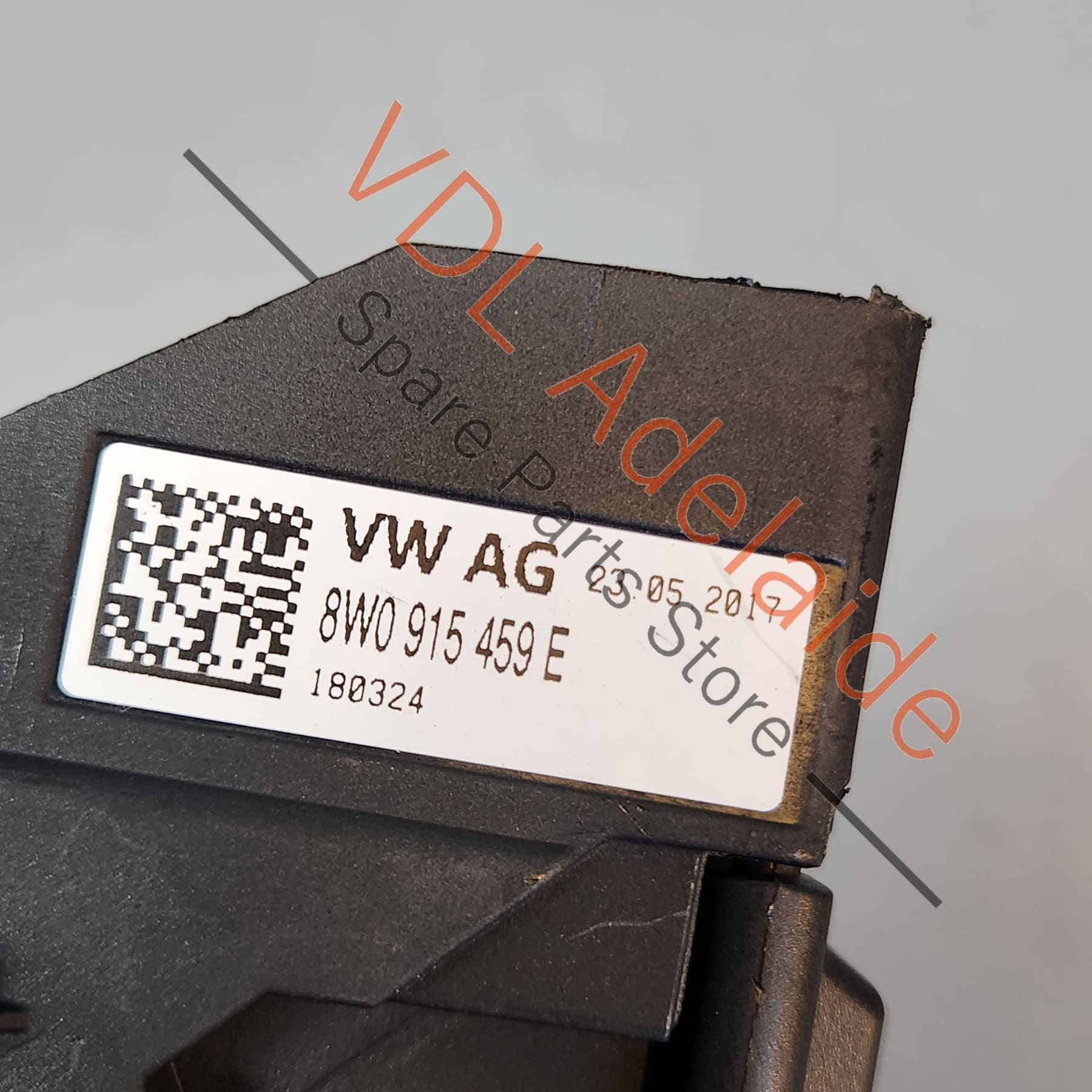 8W0915459   Audi A4 S4 RS4 B9 Battery Central Fuse Protection Board Positive Lead 8W0915459