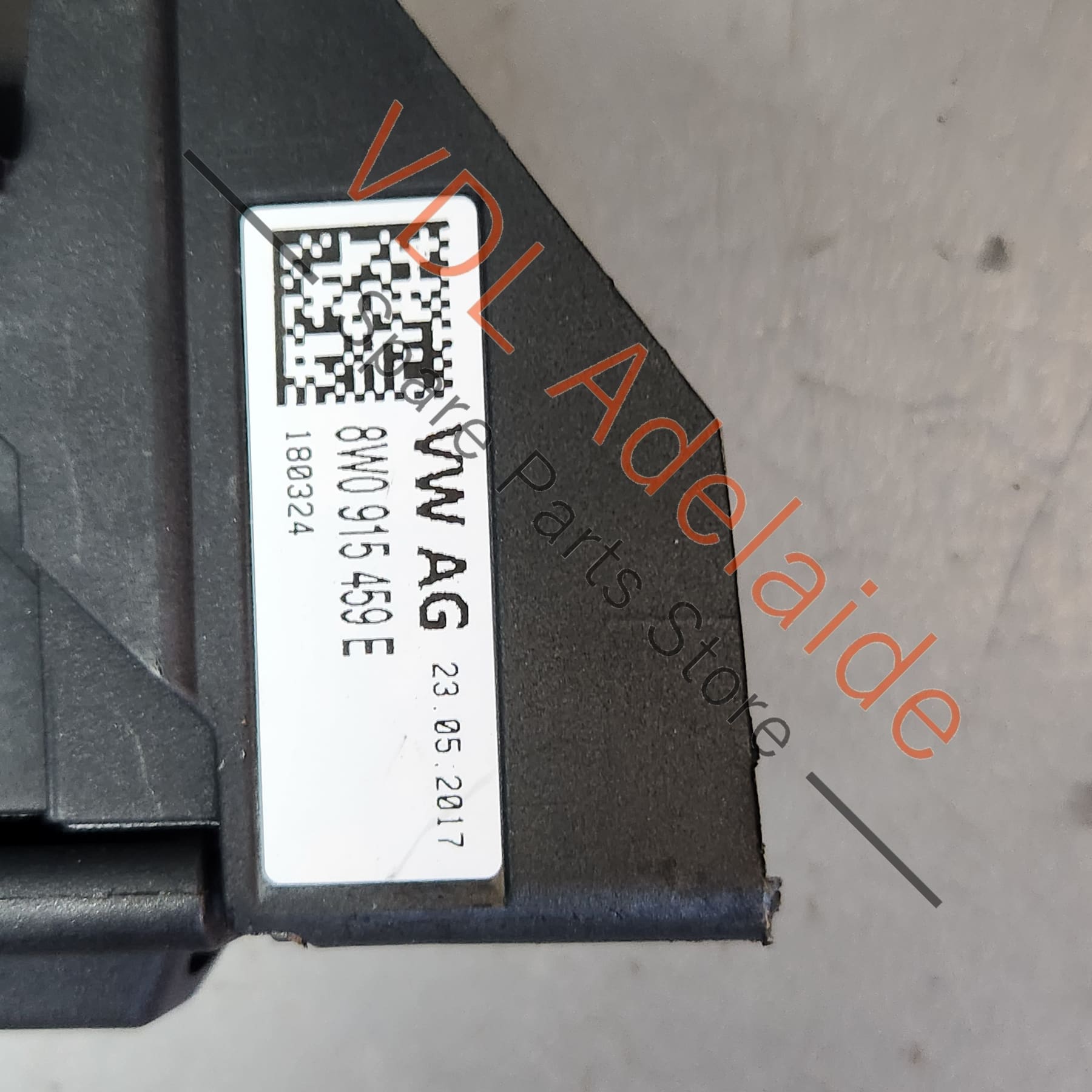 8W0915459   Audi A4 S4 RS4 B9 Battery Central Fuse Protection Board Positive Lead 8W0915459