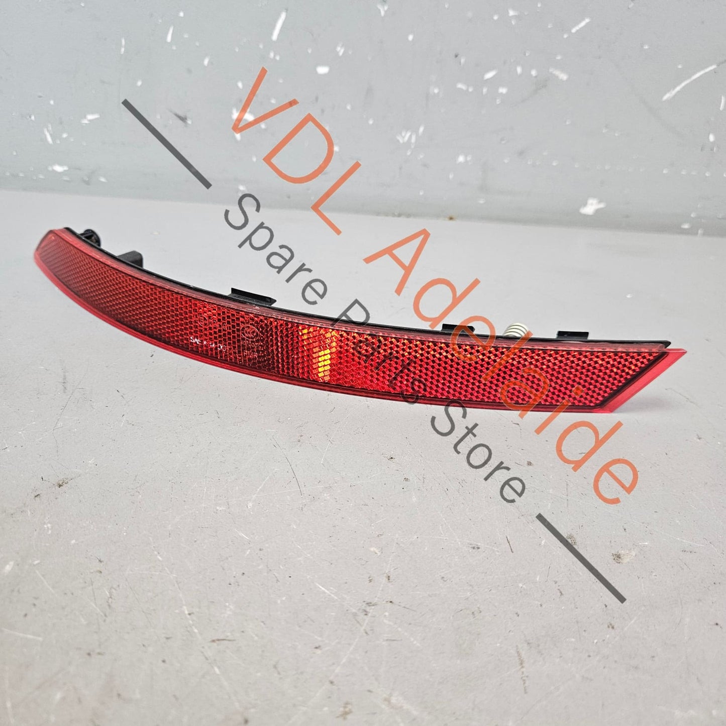 8W0945105D   Audi A4 S4 RS4 B9 Avant Wagon Left Rear Bumper Reflector 8W0945105D