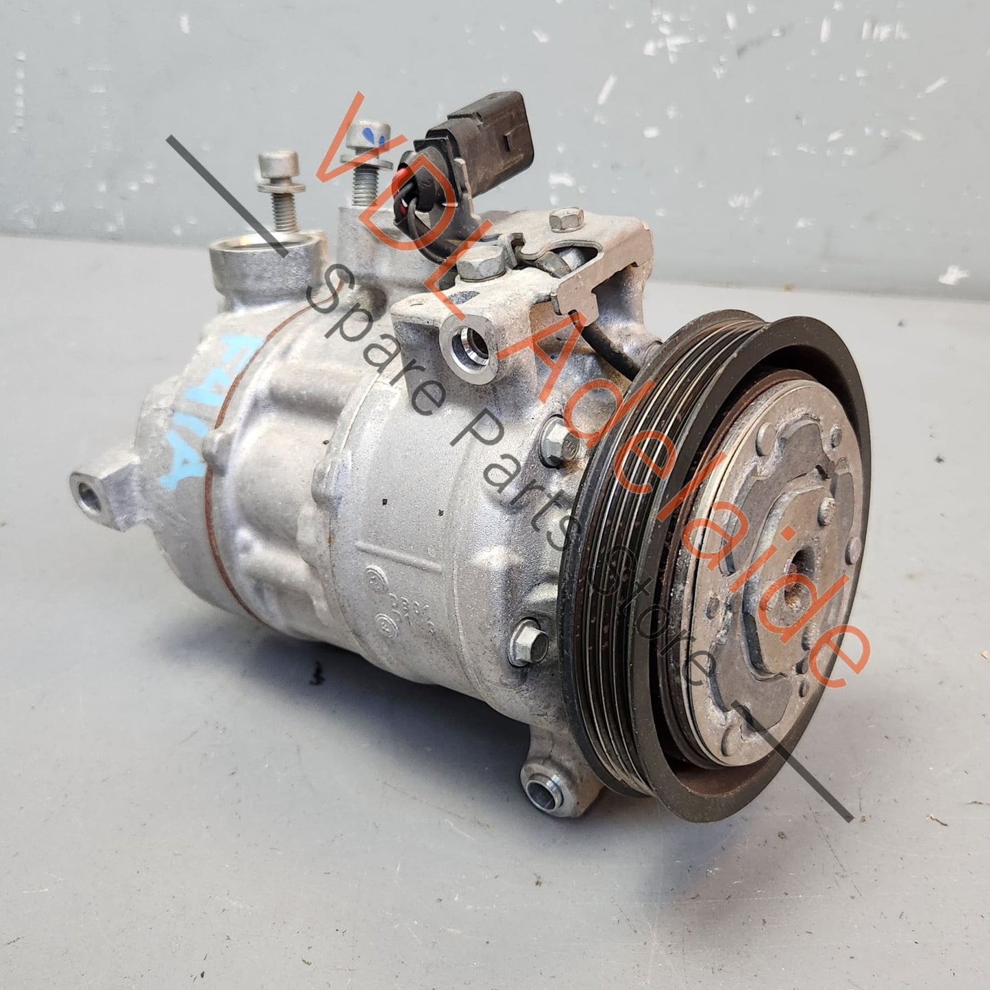 8W0816803A 6SAS14C 4M0260839 VW Touareg Audi A4 S4 B9 AC Air Conditioning Compressor Pump 8W0816803A 6SAS14C