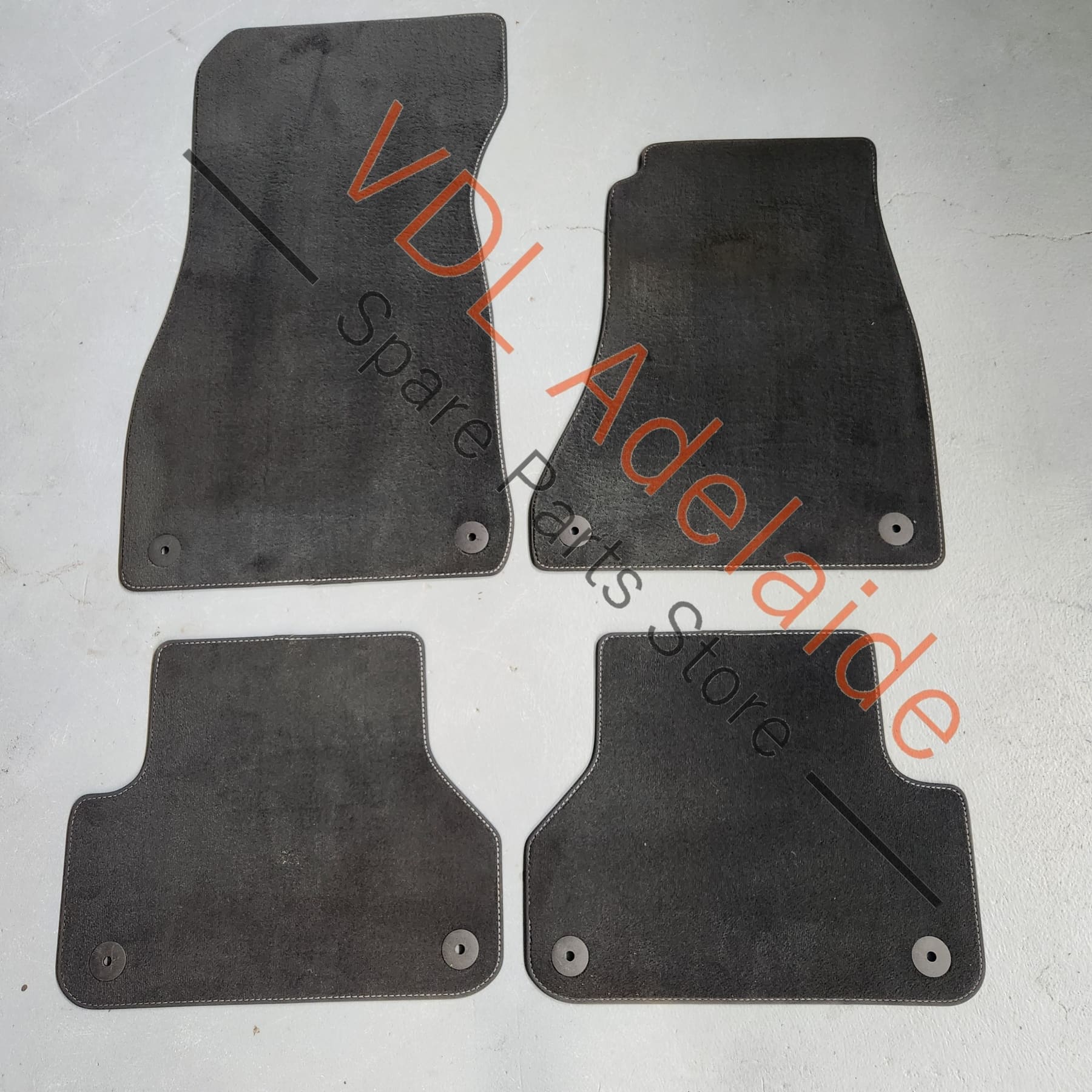 8W2863691JTV 8W0864450BJTV  Genuine Audi A4 B9 1x Set of Interior Carpet Foot Floor Mats 8W0864450B JTV 8W2863691 JTV