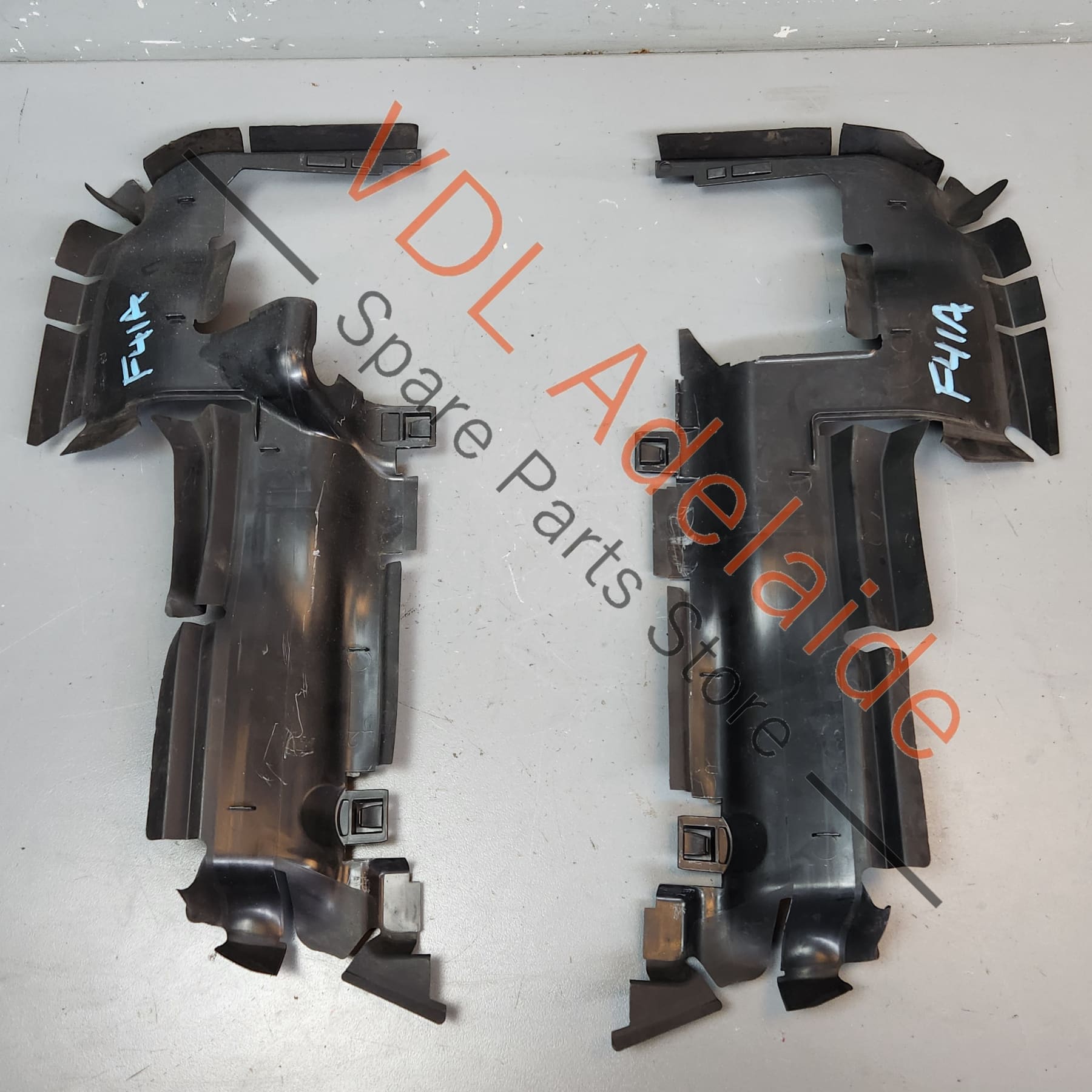 8W0121283AN 8W0121284AN  Audi S4 B9 Front Radiator Air Guide Left & Right 8W0121283AN 8W0121284AN