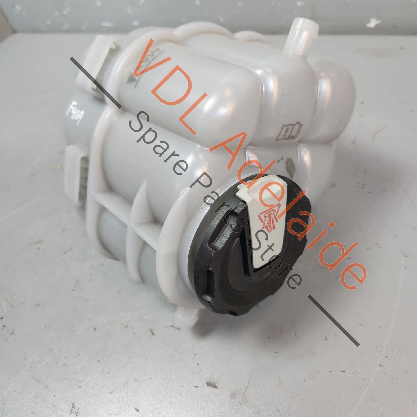 8W2121405J 4M0121321K  Audi A4 S4 Radiator Coolant Reservoir Tank w 1.6 BAR Cap 4M0121321K 8W2121405J