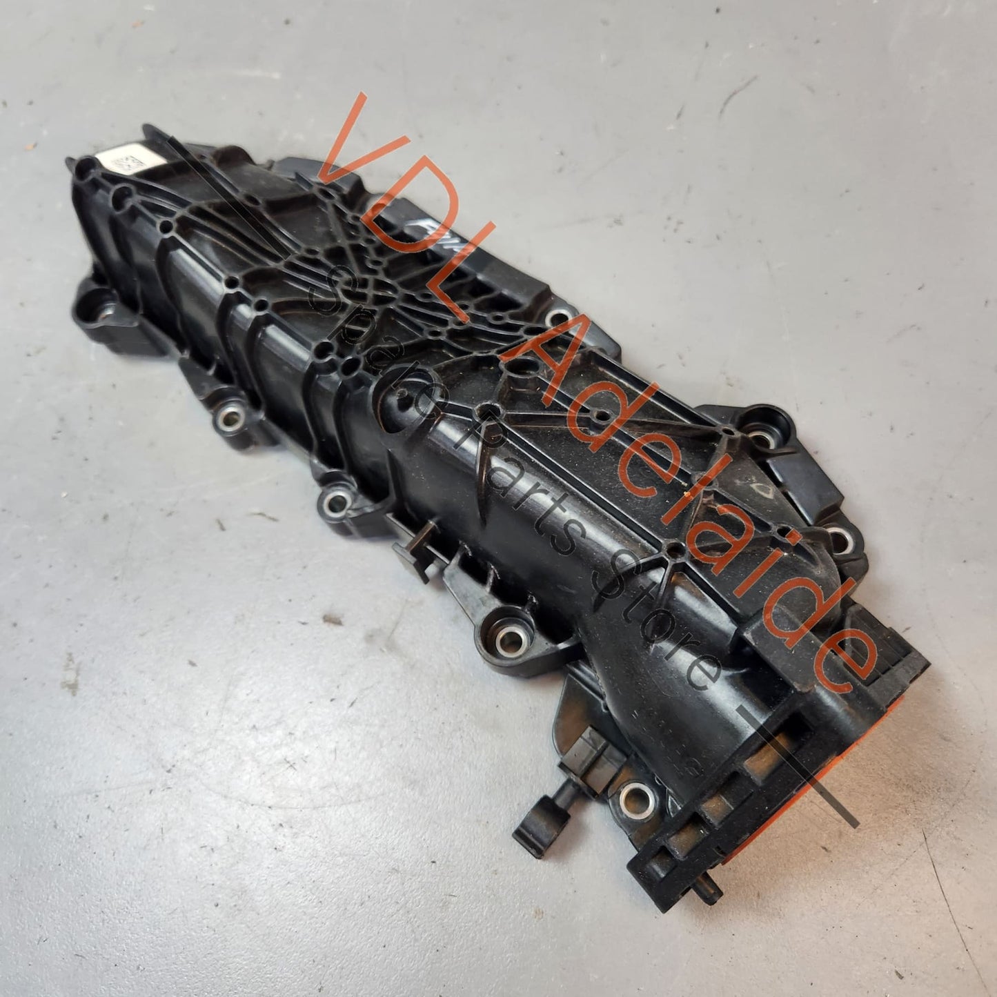 06M133267P   Audi S4 B9 V6 3.0L Engine Left Side Plastic Intake Manifold 06M133267P