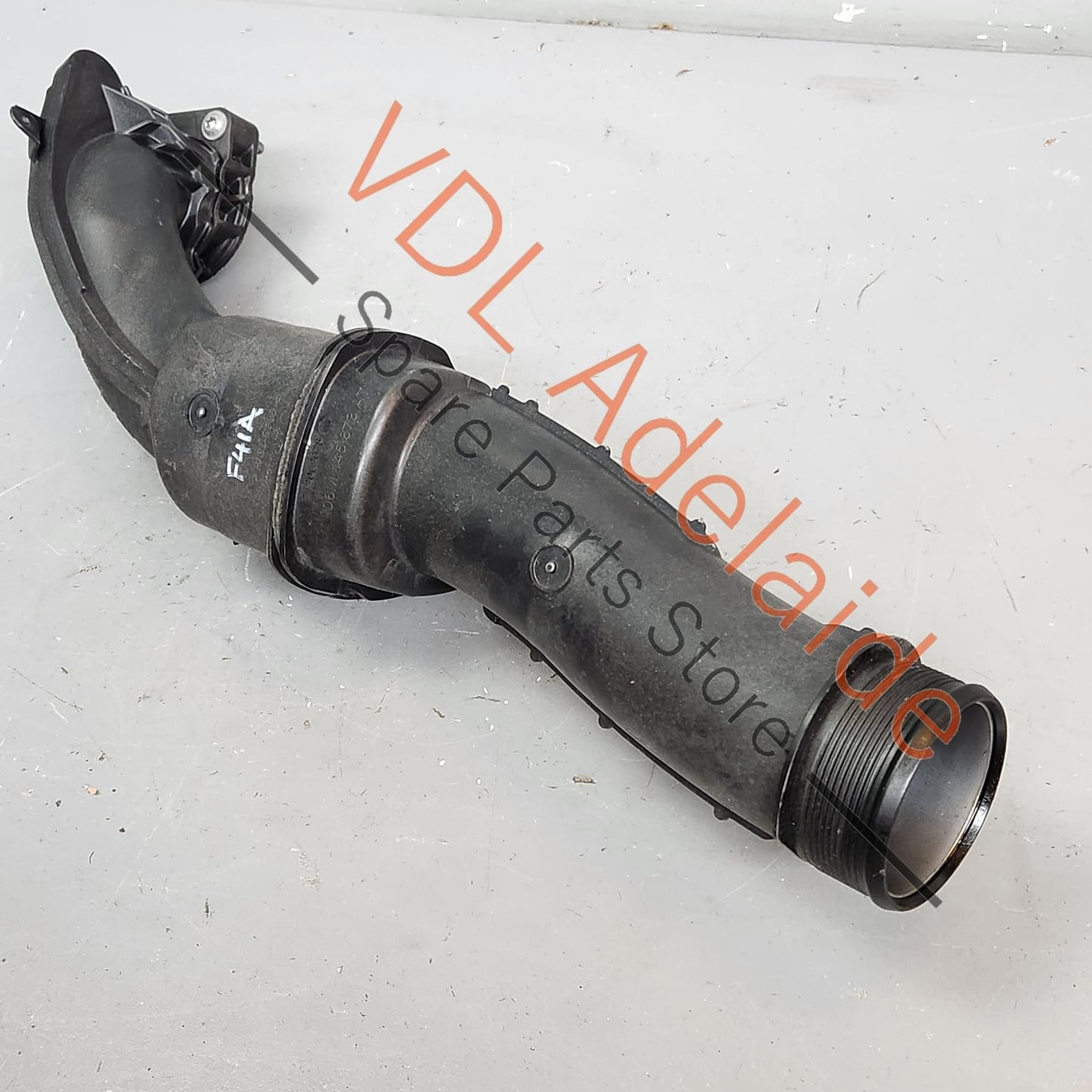 06M145673AT   Audi S4 B9 Petrol V6 Turbo Charge Air Pressure Pipe Hose 06M145673AT