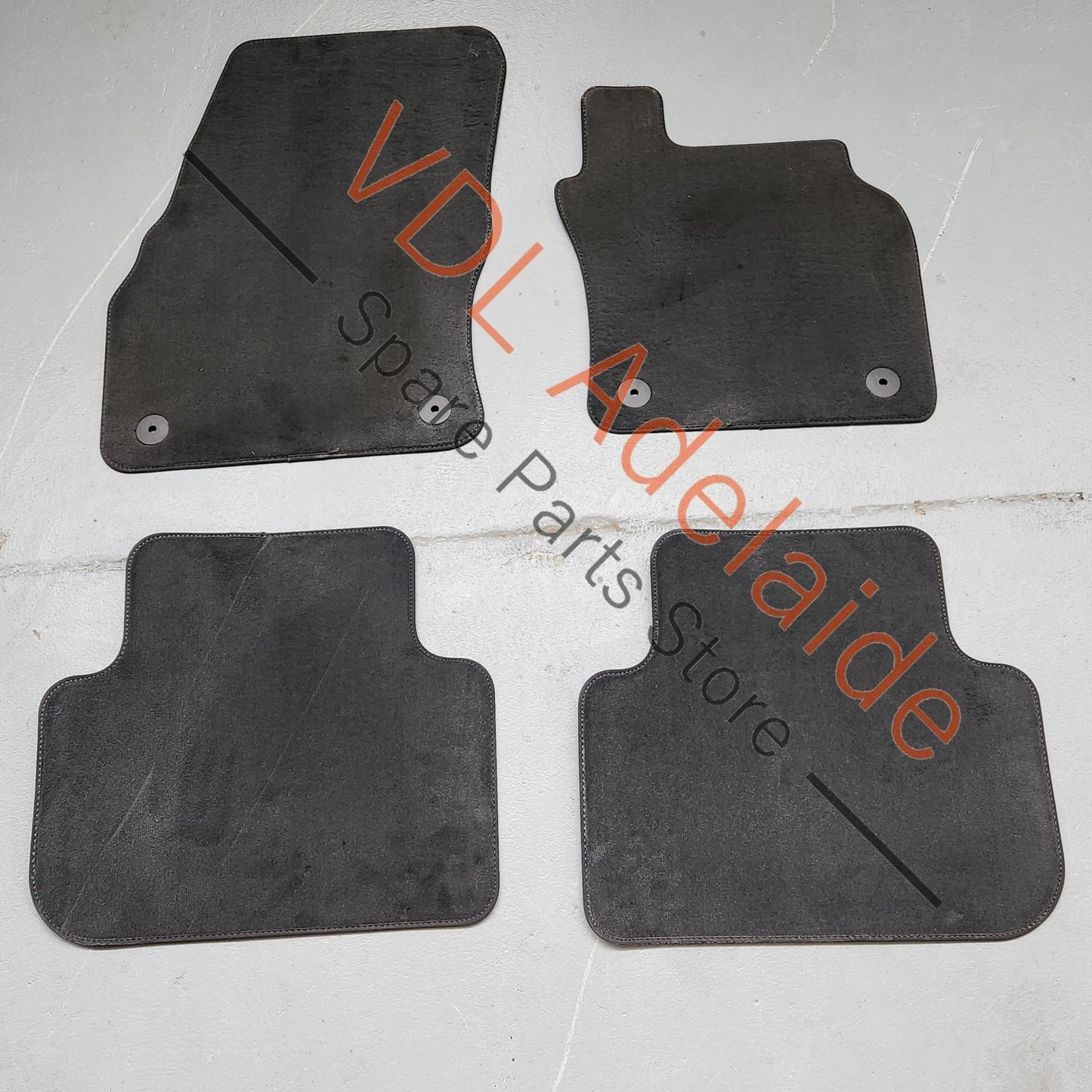 80C863691QA5    Audi Q3 SQ3 RSQ3 Set of Floor Mats Carpets for RHD Model 80C863691 QA5