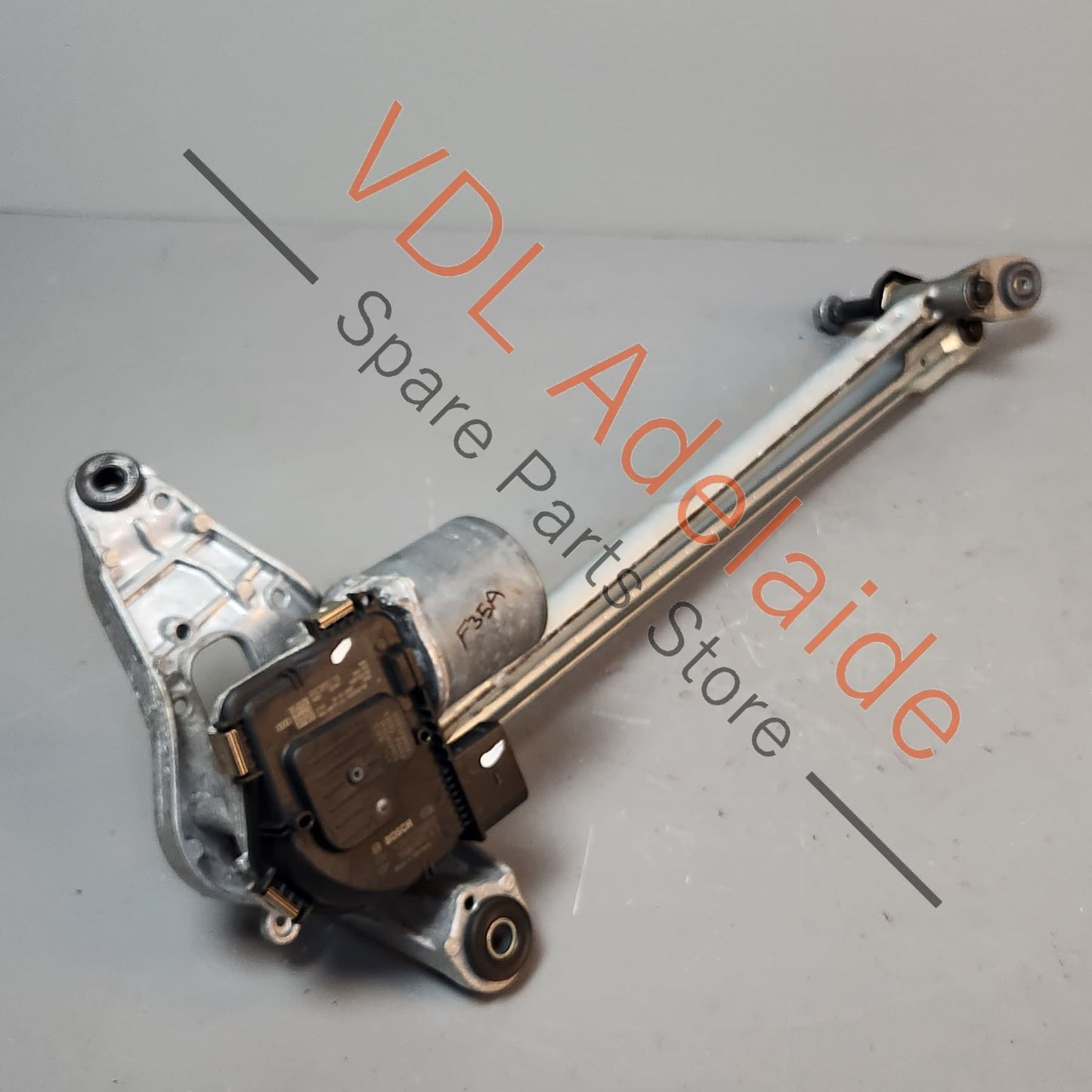 83C955023A    Audi A3 RSQ3 Front Windscreen Wiper Motor w Linkage for RHD 83C955023A 83C955023C 83C955119