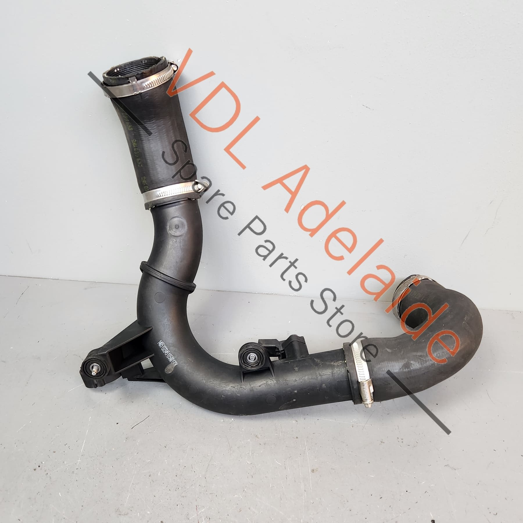 5Q0145770B 6C0145770A   VW Golf MK7 Gti Right Side Charge Air Cooler Intercooler Pipe Hose 5Q0145770B 6C0145770A