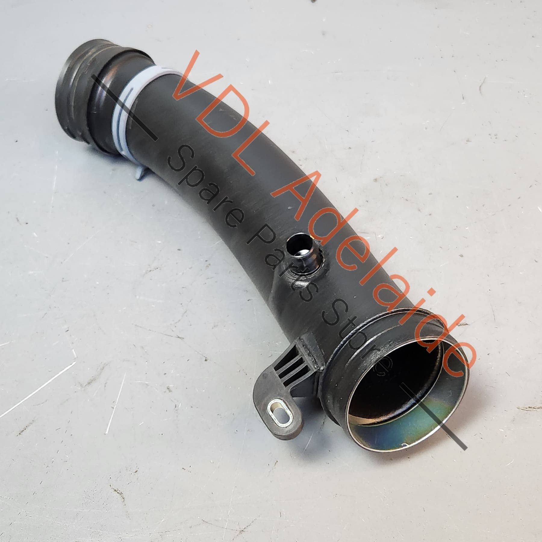 07K129665E    Audi RS3 RSQ3 F3 Air Filter Inlet Pipe 07K129665E