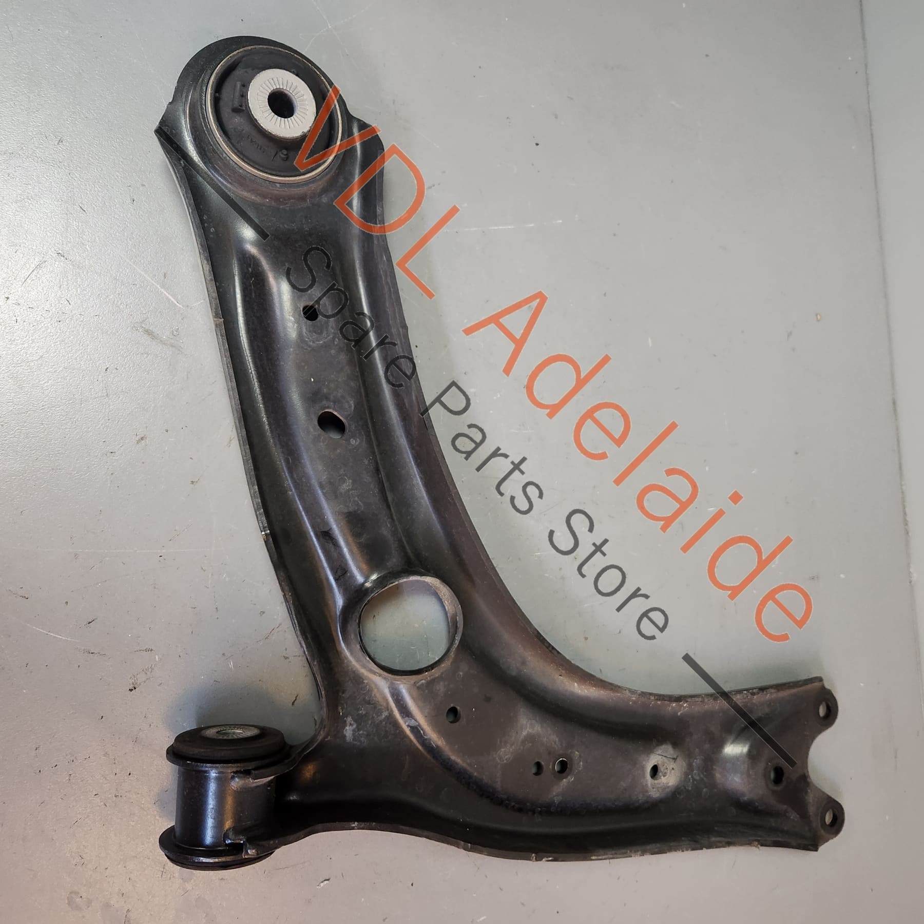 83A407152A 3Q0407154D   Audi RSQ3 F3 Front Right Lower Track Control Arm Suspension Wishbone 83A407152A 3Q0407154D