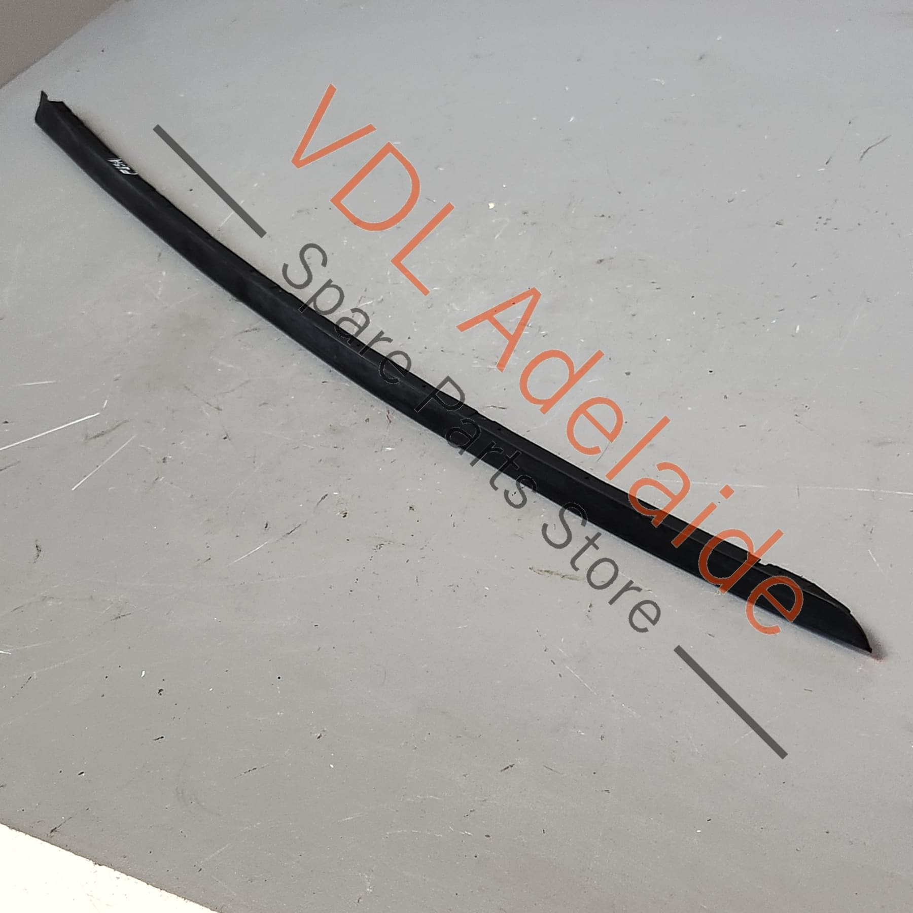 83A854328C    Audi Q3 RSQ3 F3 Front Windscreen Right Side Wind Water Deflector Strip 83A854328C