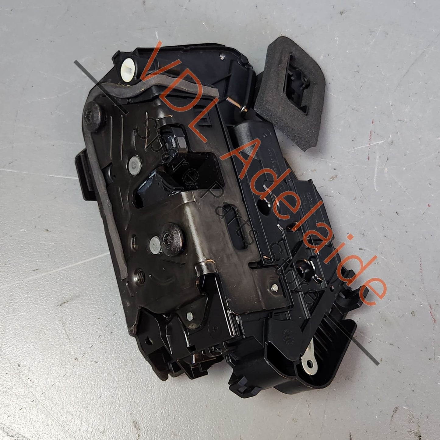 5TC837015C    VW Crafter Audi Q3 RSQ3 F3 Front Left Door Lock Mechanism 5TC837015C