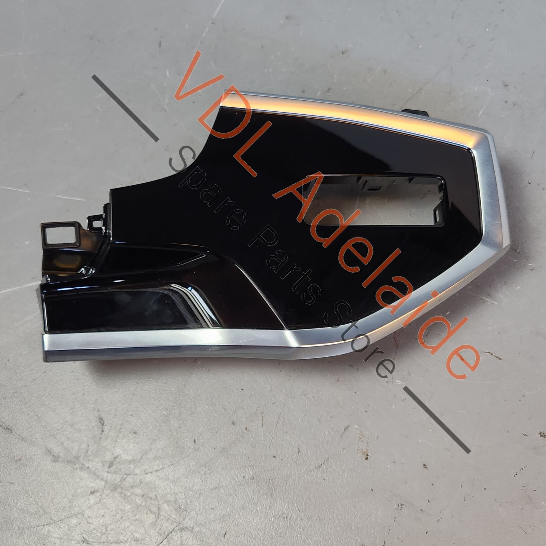 83C853190AV58    Audi RSQ3 F3 High Gloss Black Dashboard Trim Inlay for Drivers Side 83C853190A V58