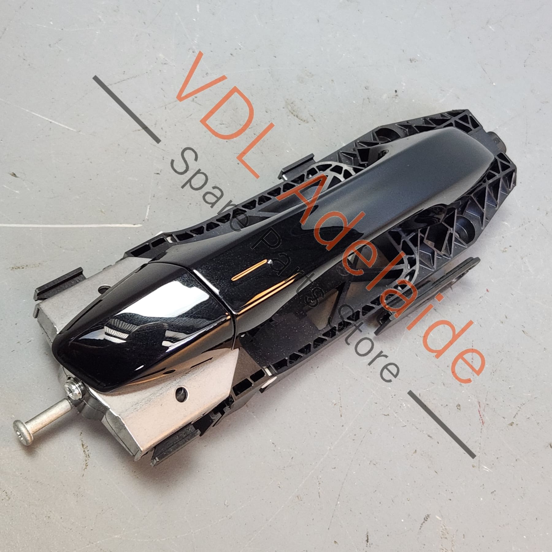 5G0837205NGRU 5G0839167DGRU 8V0839885 5G0837205Q Audi Q3 RSQ3 F3 Right Side Exterior Door Handle for Keyless Entry and Mounting Bar 8V0837885 5G0837206R GRU / 5G0837206Q