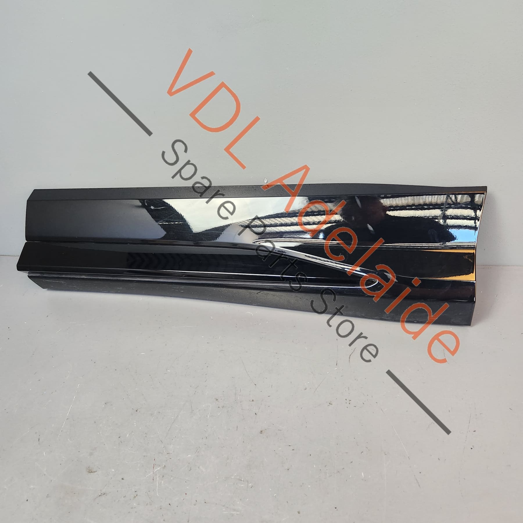 83A853969C    Audi Q3 RSQ3 F3 Left Rear Door Lower Exterior Molding Trim 83A853969C 0E0E Mythosschwarz Black Metallic