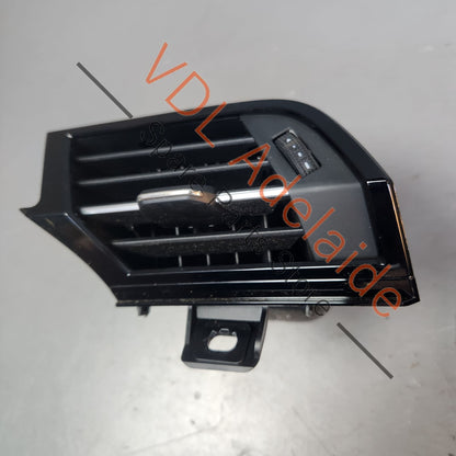 83C820902    Audi Q3 RSQ3 F3 Drivers Side RHS Air Vent Interior 83C820902 6PS