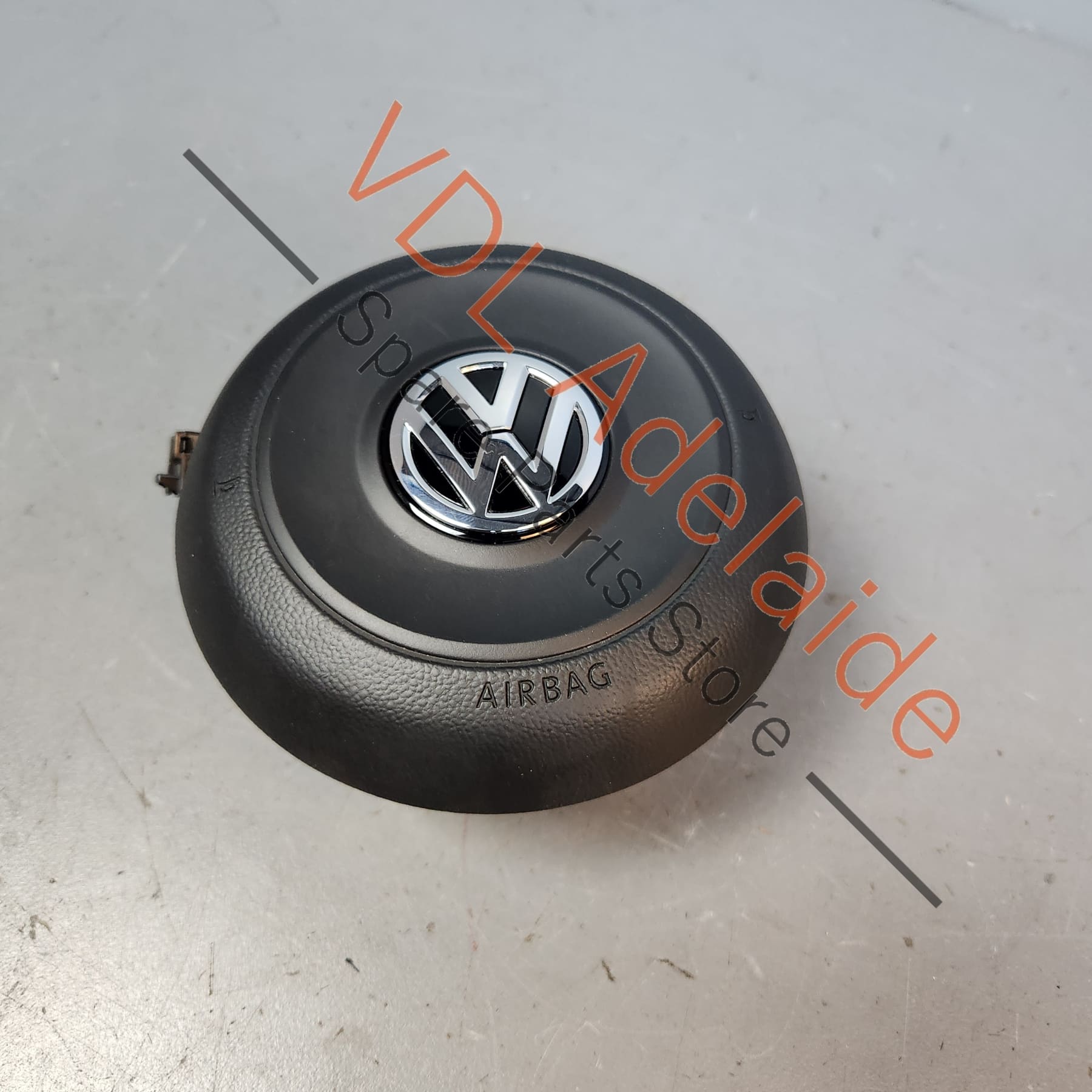 5G0880201ACHVF 5G0880201J81U   VW Golf MK7 Gti R Sport Steering Wheel Airbag Module 5G0880201J 81U / 5G0880201AC HVF