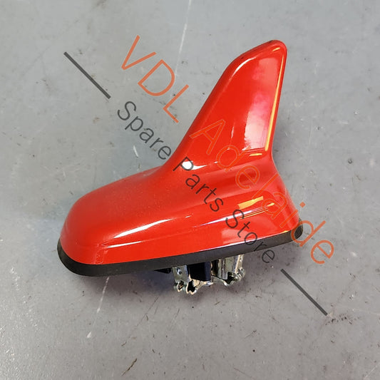 8V0035503AH    Audi A3 S3 RS3 8V Roof Mounted Shark Fin Aerial Antenna Y6Y6 Y6 / Y3T Catalunya Red Metallic 8V0035503AH GRU