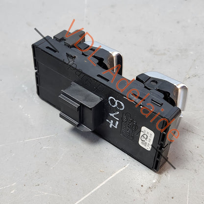 8V0959851A    Audi A3 S3 RS3 Q3 8V Front Right Master Drivers Window Switch 8V0959851A