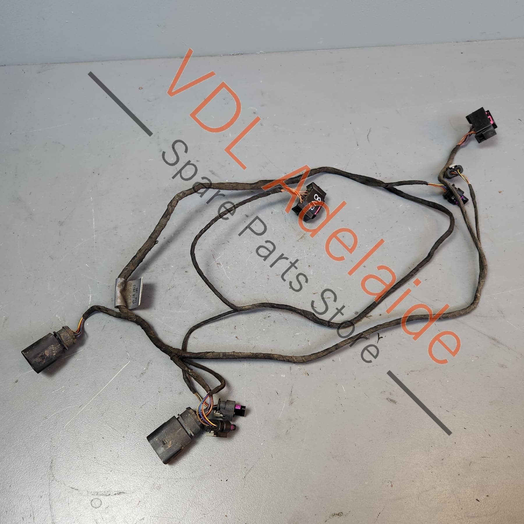 8V0971104C 8V0971104B   Audi A3 S3 RS3 8V Rear Bumper Parking Sensor Wiring Harness Cable 8V0971104C  8V0971104B