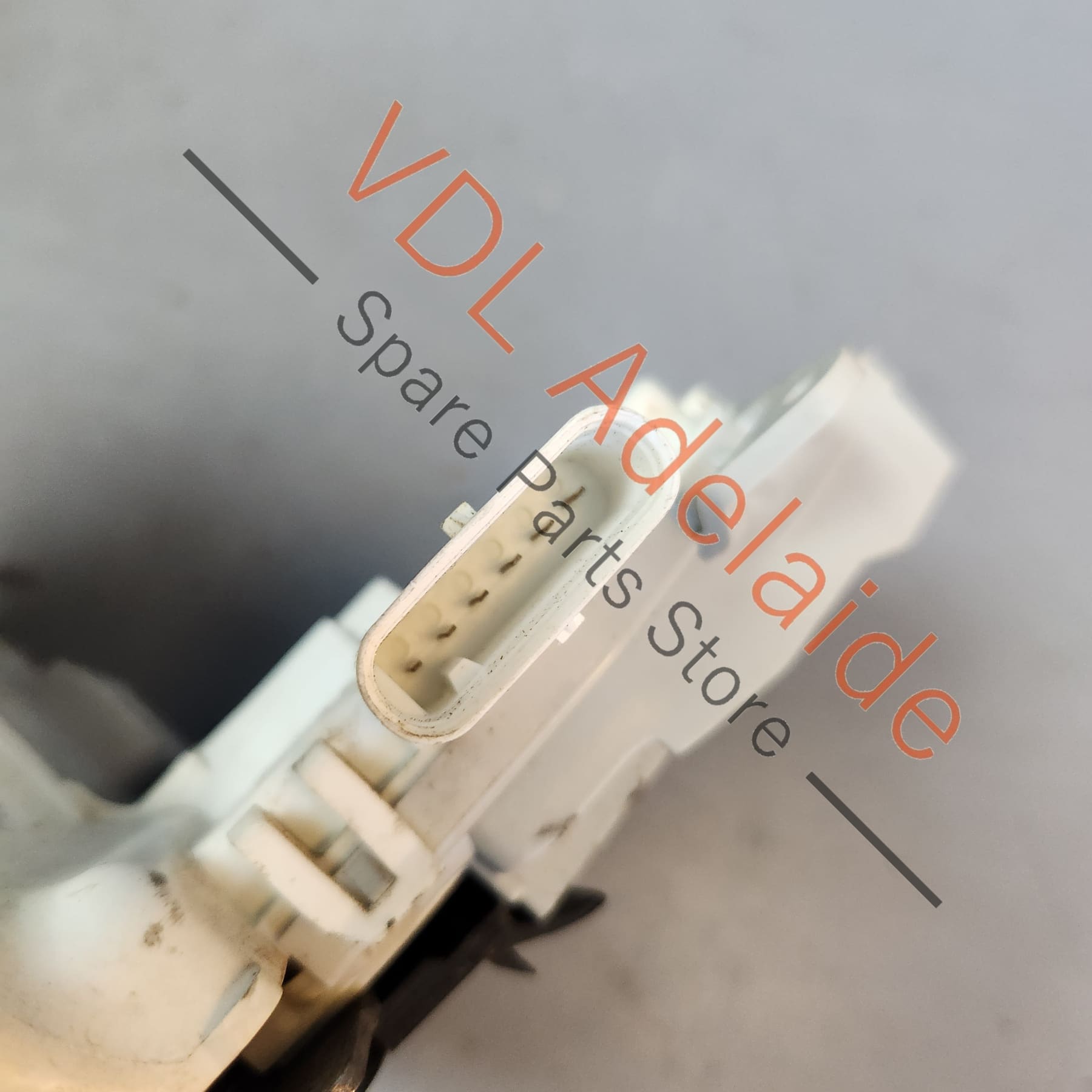 8K0839016F    Audi A3 S3 RS3 8V Rear Right Door Lock Mechanism 8K0839016F