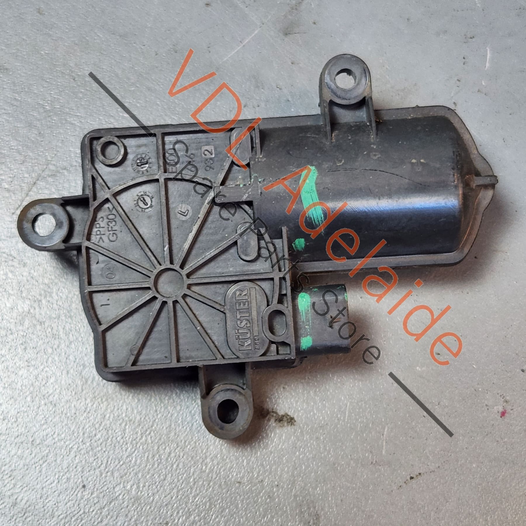8R0133246B    Audi S3 RS3 8V Exhaust Flap Motor Actuator Servo 8R0133246B